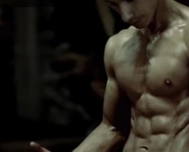 [Must See Video] Vegan Bodybuilder Displays Superhuman Strength