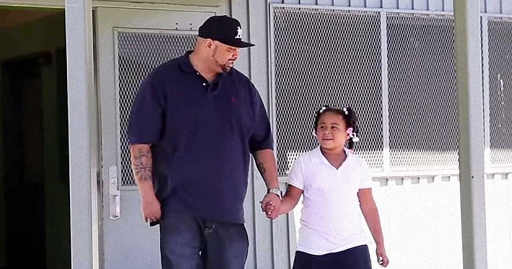 Dad Picks Her Up From School And Finds Out She’s Been Bullied – Watch What He Does