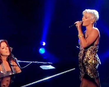 Sarah McLachlan’s duet of “arms Of The Angel” With Pink Left The Audience Speechless