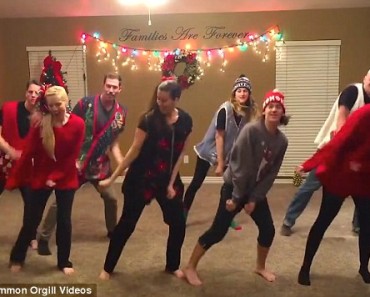 Family Dances To Justin Bieber’s Song During Christmas Time. What A Moment!