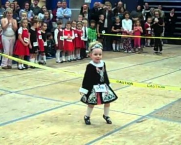Infant Irish Step Dancers Teach Steve Harvey How To Properly Move His Legs