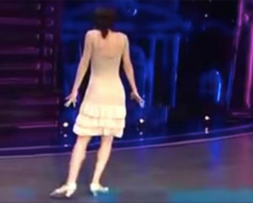 Great Dancer Stuns The Judges With Her 1920s Routine