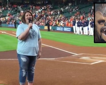 Chewbacca Mom Crushed The National Anthem At The Astros Game