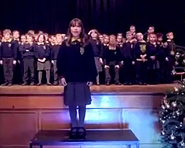 Tiny Girl with Autism Changes Words to ‘Hallelujah’ – And Puts Entire Audience in Tears