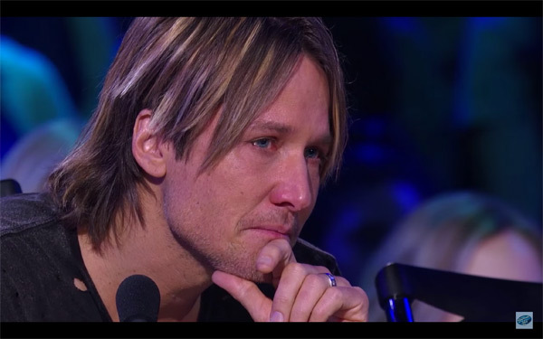 Kelly Clarkson Sings Haunting, Emotional Song On Idol and Keith Urban Breaks Down