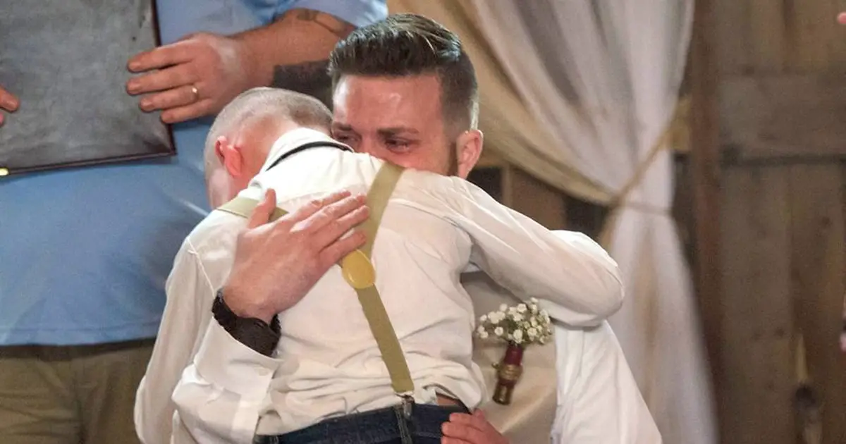 Groom Turns To Stepson During Wedding, Speaks 6 Words That Brings Entire Room To Tears